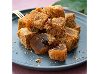 成城石井 沖縄県産黒糖と丹波黒豆の本わらび粉入りわらび餅