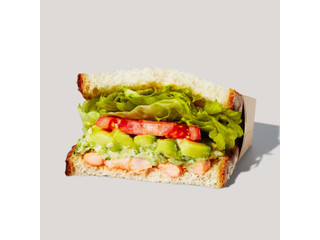 スターバックス えびアボカド 石窯カンパーニュサンド