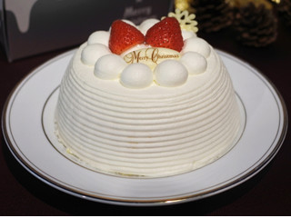 セブン-イレブン 苺のかまくらショートケーキ