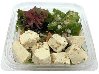 セブン-イレブン オクラと海藻の豆腐サラダ
