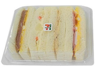 セブン-イレブン 4種の味が楽しめる！サンドボックスの感想・クチコミ