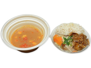 セブン-イレブン コクと旨みがギュッ牛骨スープのクッパ