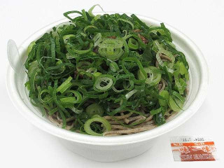 セブン-イレブン ねぎでまみれた二八そば 牛肉入りの感想・クチコミ