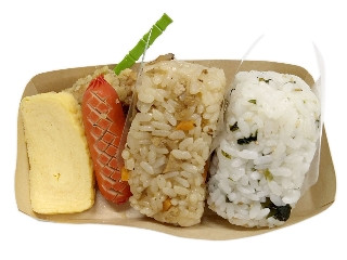 セブン-イレブン 舞茸ごはんとわかめのおむすびセット