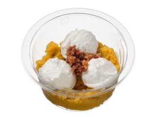 セブン-イレブン メープルナッツ香るかぼちゃとさつまいもサラダ