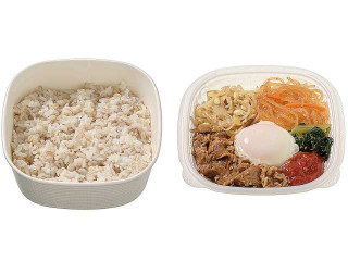 セブン-イレブン 旨辛牛焼肉の温玉ビビンバ丼