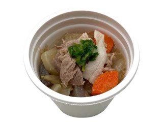 セブン-イレブン 3種合せ味噌のコク旨豚汁 青森県産地養豚使用 商品写真