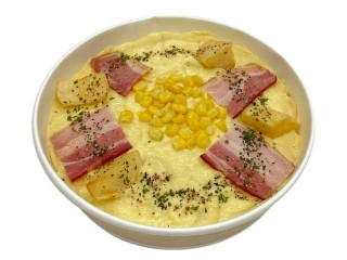 セブン-イレブン ポテトとベーコンのコーンクリームパスタ