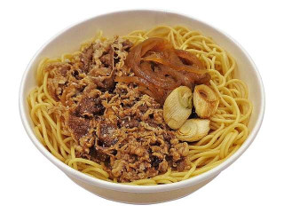 セブン-イレブン 牛肉と玉ねぎの甘辛醤油スパゲティ