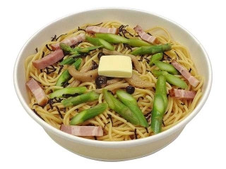 セブン-イレブン さぬきのめざめとベーコンのバター醤油パスタ