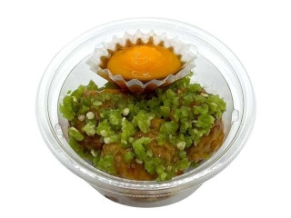 セブン-イレブン 月見鶏つくね ぼたんこしょうまみれ