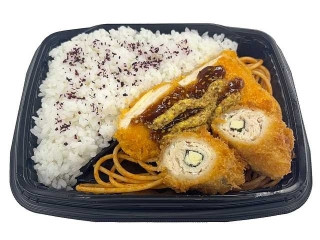セブン-イレブン 2種盛りチーズチキンカツ弁当