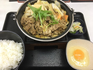 吉野家 牛すき鍋膳