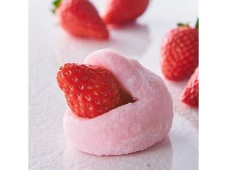 中評価】シャトレーゼ 特撰 大きな苺大福 ミルク餡の感想