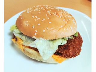 バーガーキング チーズ・クラシック スモーキーフライドチキンバーガー 商品写真