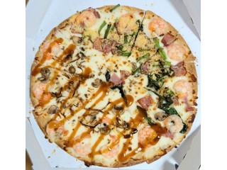 ドミノピザ ぷりっと海老のハーフ＆ハーフ