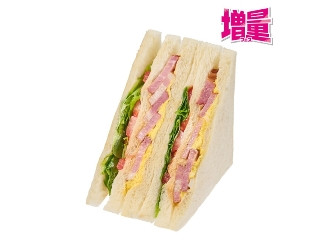 ニューデイズ 厚切りベーコンのB.L.T.サンド