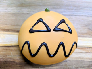 高評価】クリスピー・クリーム・ドーナツ キャラメル パンプキン