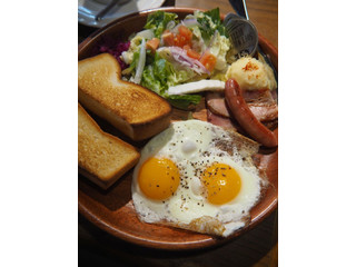 びっくりドンキー プレーントースト ドンキースペシャルブレックファスト 目玉焼き