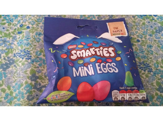 ネスレ Smarties EGGS