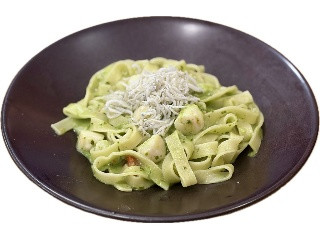 鎌倉パスタ 小柱と釜揚げしらすの海鮮ジェノベーゼ