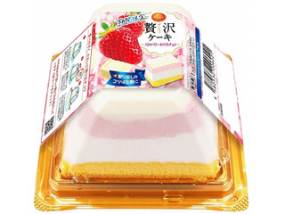 オランジェ 贅沢ケーキ ストロベリーホワイトチョコ