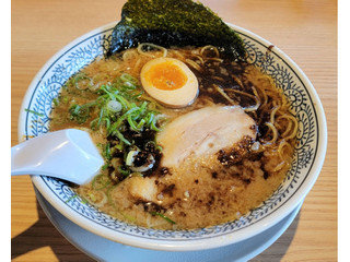 丸源 熟成醤油 醤油とんこつ 黒