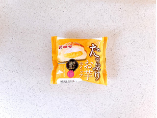 「神戸屋 たっぷりお芋ホイップ 1個」のクチコミ画像 by むぎっこさん