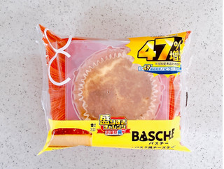 「ローソン Uchi Cafe’ 盛りすぎ！ バスチー バスク風チーズケーキ」のクチコミ画像 by むぎっこさん