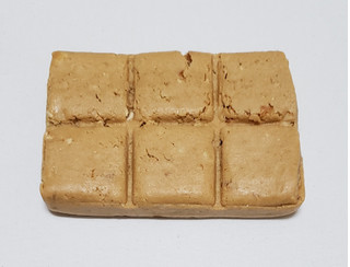 「UHA味覚糖 SIXPACKプロテインバー キャラメルピーナッツ 袋40g」のクチコミ画像 by みにぃ321321さん