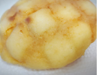 「ヤマザキ 塩バターメロンパン 1個」のクチコミ画像 by もぐのこさん