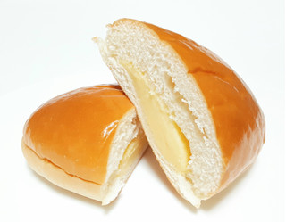 「ヤマザキ 高級クリームパン 袋1個」のクチコミ画像 by つなさん
