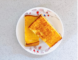 「セブン＆アイ セブンプレミアム たまごと発酵バターのフレンチトースト 袋2個」のクチコミ画像 by むぎっこさん