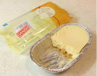 「ファミリーマート ニューヨークチーズケーキ デンマーク産クリームチーズ使用」のクチコミ画像 by ビーピィさん