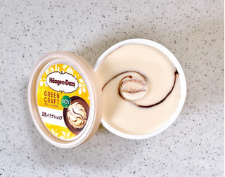 「ハーゲンダッツ GREEN CRAFT ミニカップ 豆乳バナナショコラ カップ110ml」のクチコミ画像 by むぎっこさん
