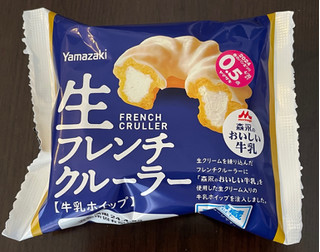 「ヤマザキ 生フレンチクルーラー 牛乳ホイップ 袋1個」のクチコミ画像 by パン太郎さん