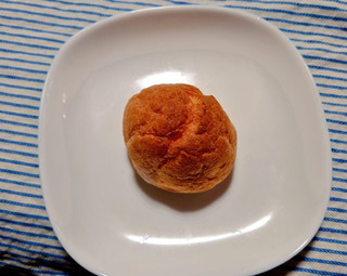 「ローソン Uchi Cafe’ とろ生 バニラミルクシュー 袋1個」のクチコミ画像 by glaceさん