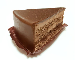 「シャトレーゼ 糖質86％カットの濃厚チョコショートケーキ」のクチコミ画像 by つなさん