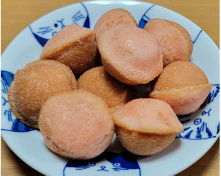 中評価】「猫のイラストが可愛い。ほんのり桜味。久し - もへじ