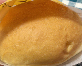 「カトーマロニエ 冷やして食べるクリームパン 袋1個」のクチコミ画像 by レビュアーさん