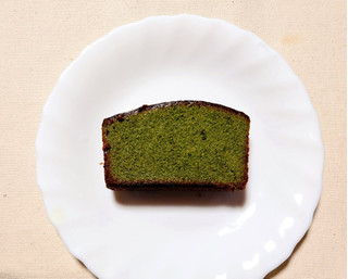 「ファミリーマート ファミマルSweets 濃い抹茶のパウンドケーキ」のクチコミ画像 by glaceさん