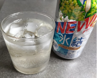 「KIRIN 氷結 シャルドネスパークリング 缶350ml」のクチコミ画像 by ぎんなんさん