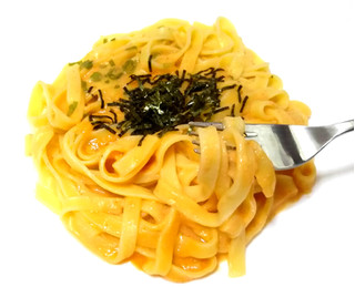 「日清もちっと生パスタ 青ネギときざみ海苔の明太子クリーム 袋270g」のクチコミ画像 by つなさん