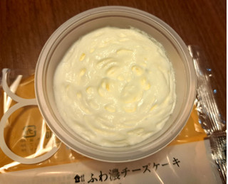 「ローソン Uchi Cafe’ ふわ濃チーズケーキ 1個」のクチコミ画像 by ピノ吉さん