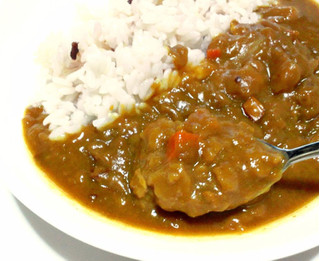 「ヱスビー食品 VL 濃い味チーズカレー 袋200g」のクチコミ画像 by つなさん