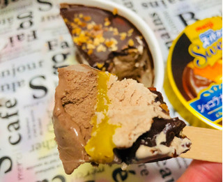 「明治 エッセル スーパーカップ Sweet’s ショコラオランジュ カップ172ml」のクチコミ画像 by シナもンさん
