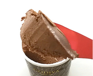 「ゴディバ カップアイス ベルジアン ダークチョコレート カップ125ml」のクチコミ画像 by くまプップさん