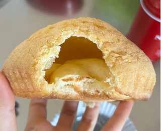 「ローソン じゅわバタ塩メロンパン」のクチコミ画像 by ふわもちたまごさん