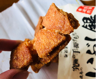 「鹿島米菓 究極の手揚げもち いぶし銀 ドラ付醤油 袋170g」のクチコミ画像 by シナもンさん