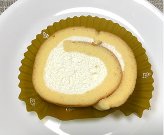 「セブン-イレブン 糖質を控えたロールケーキ」のクチコミ画像 by レビュアーさん